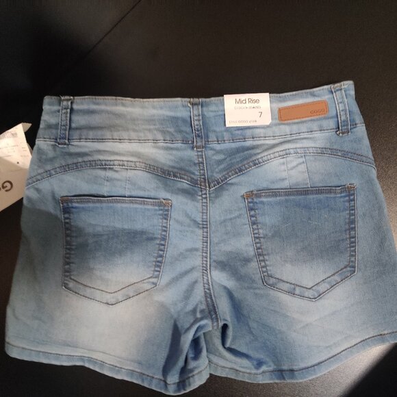 GOGO Jean Shorts - Picture 2 of 2